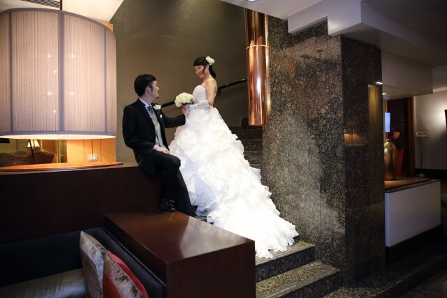 新郎新婦のスタジオでの撮影風景