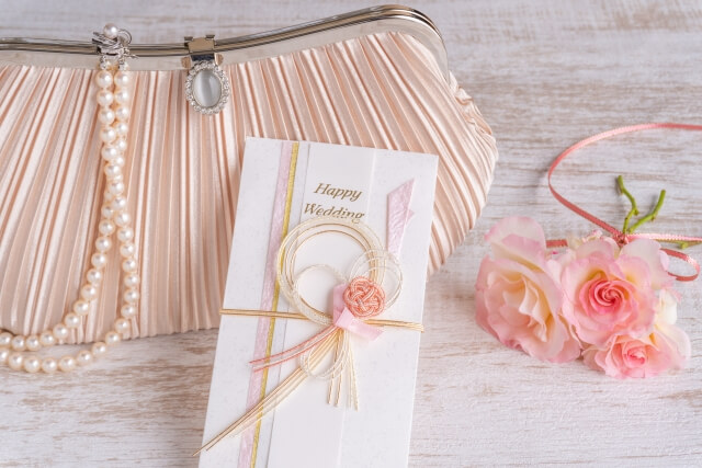 ピンクギャザーのパーティーバッグとご祝儀